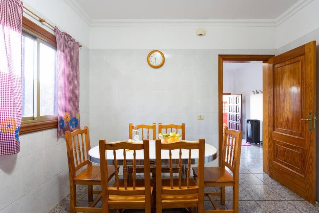La Casa Del Huerto Appartement Los Baldios Buitenkant foto